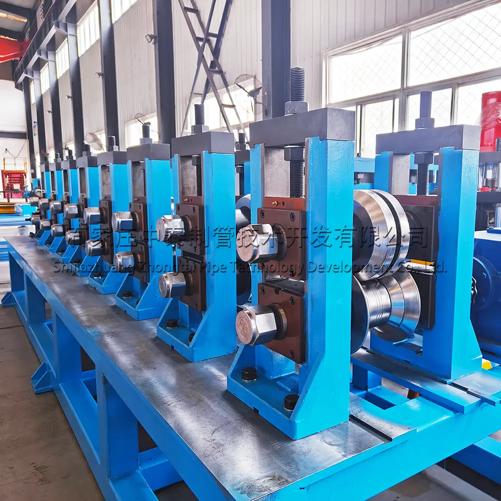 Double layer roll forming machine